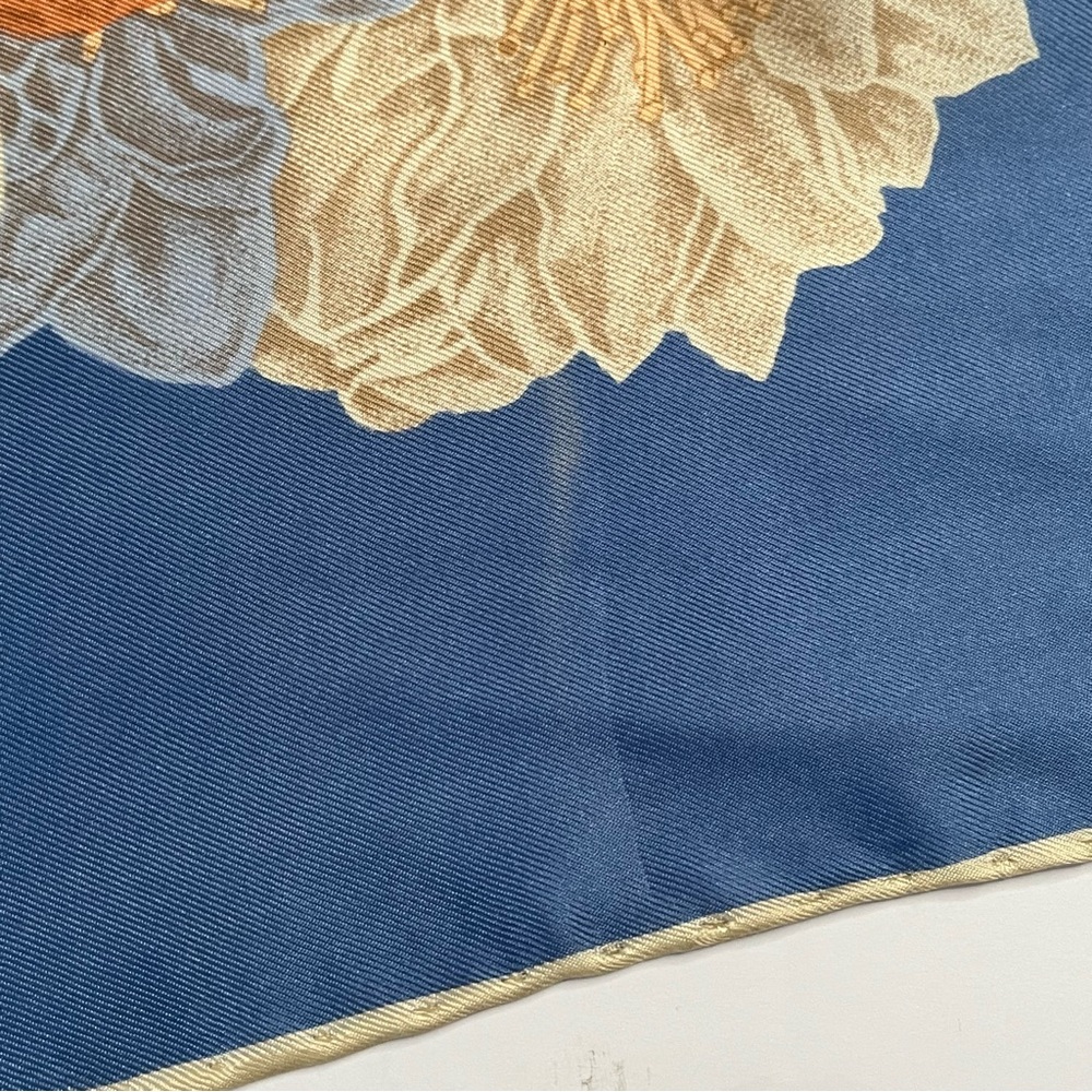 Vintage 1980's Anne Klein Signature Logo Silk Scarf Floral Hand Rolled Hem Japan - Picture 9 of 10